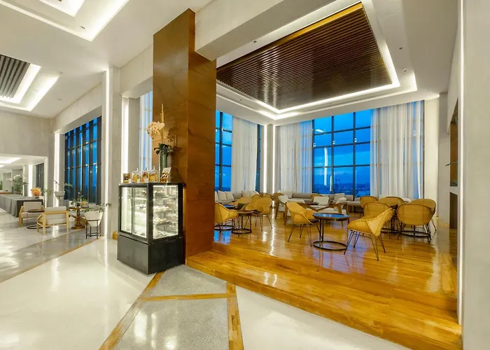 Hotel Maayo